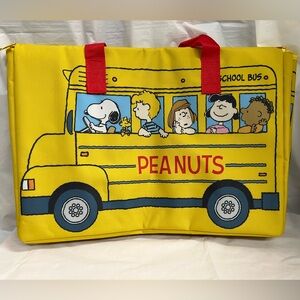 Snoopy (Peanuts) School Bus Large Insulated Cooler Bag.